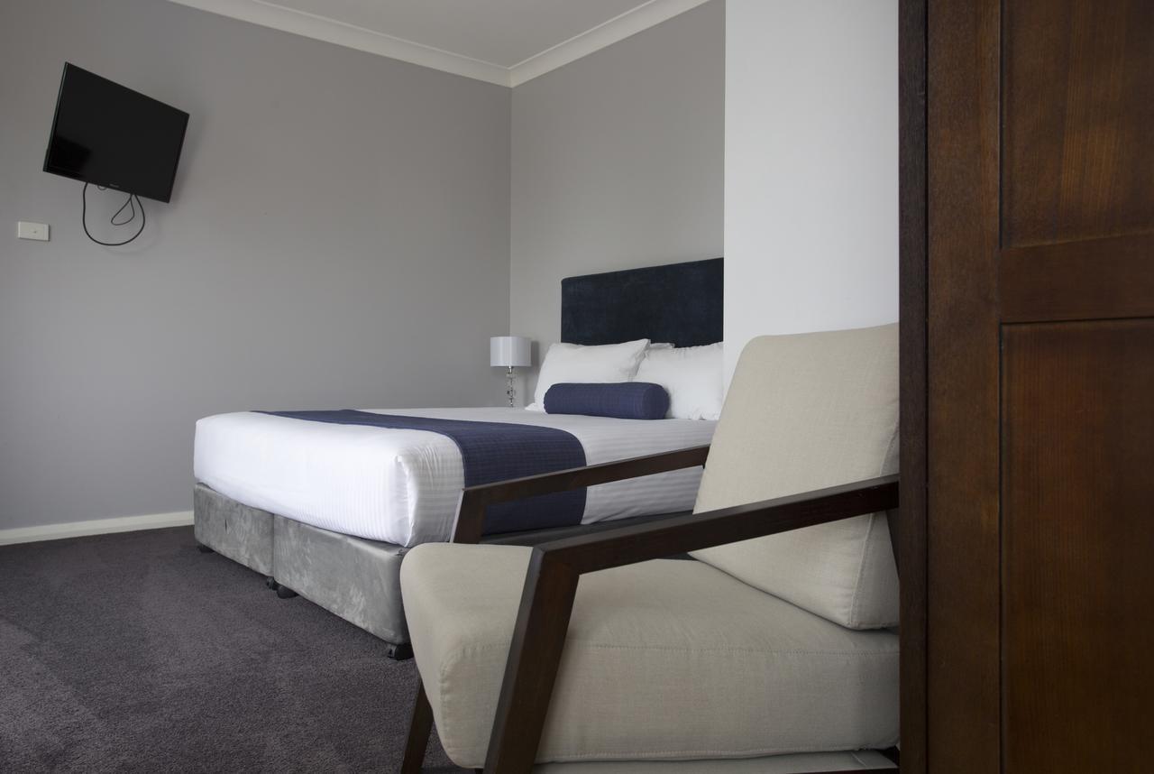 Seabreeze Hotel Нельсон-Бей Экстерьер фото